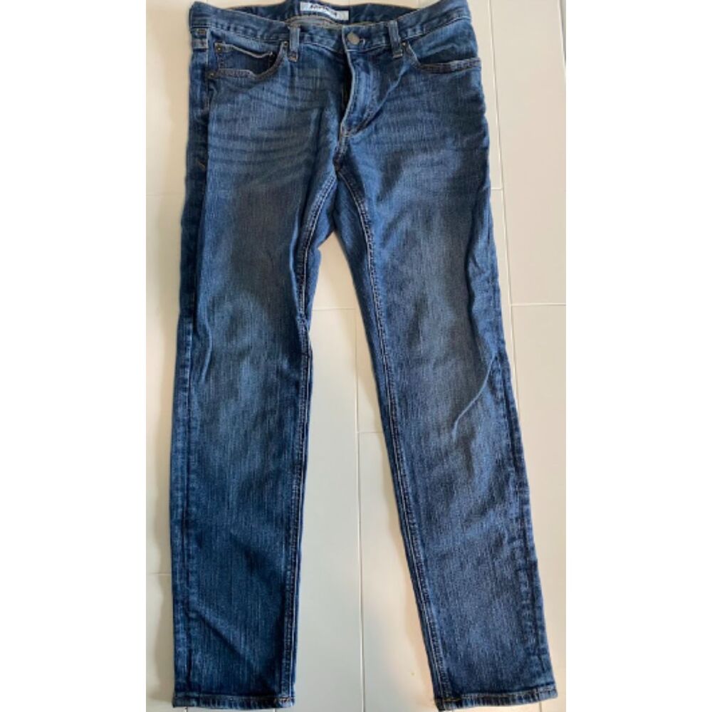 Express Blue Denim Jeans – Medium Wash Slim/Straight Leg